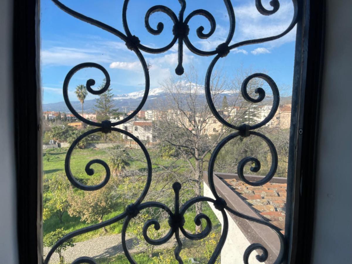 John Sea Suites Giardini Naxos Dış mekan fotoğraf