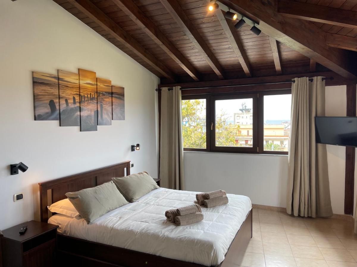 John Sea Suites Giardini Naxos Dış mekan fotoğraf