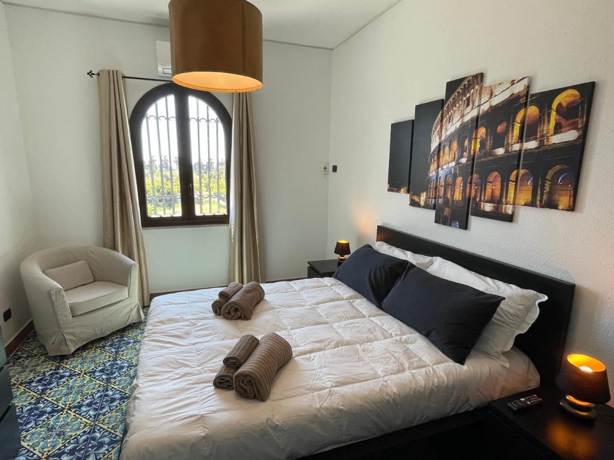 John Sea Suites Giardini Naxos Dış mekan fotoğraf