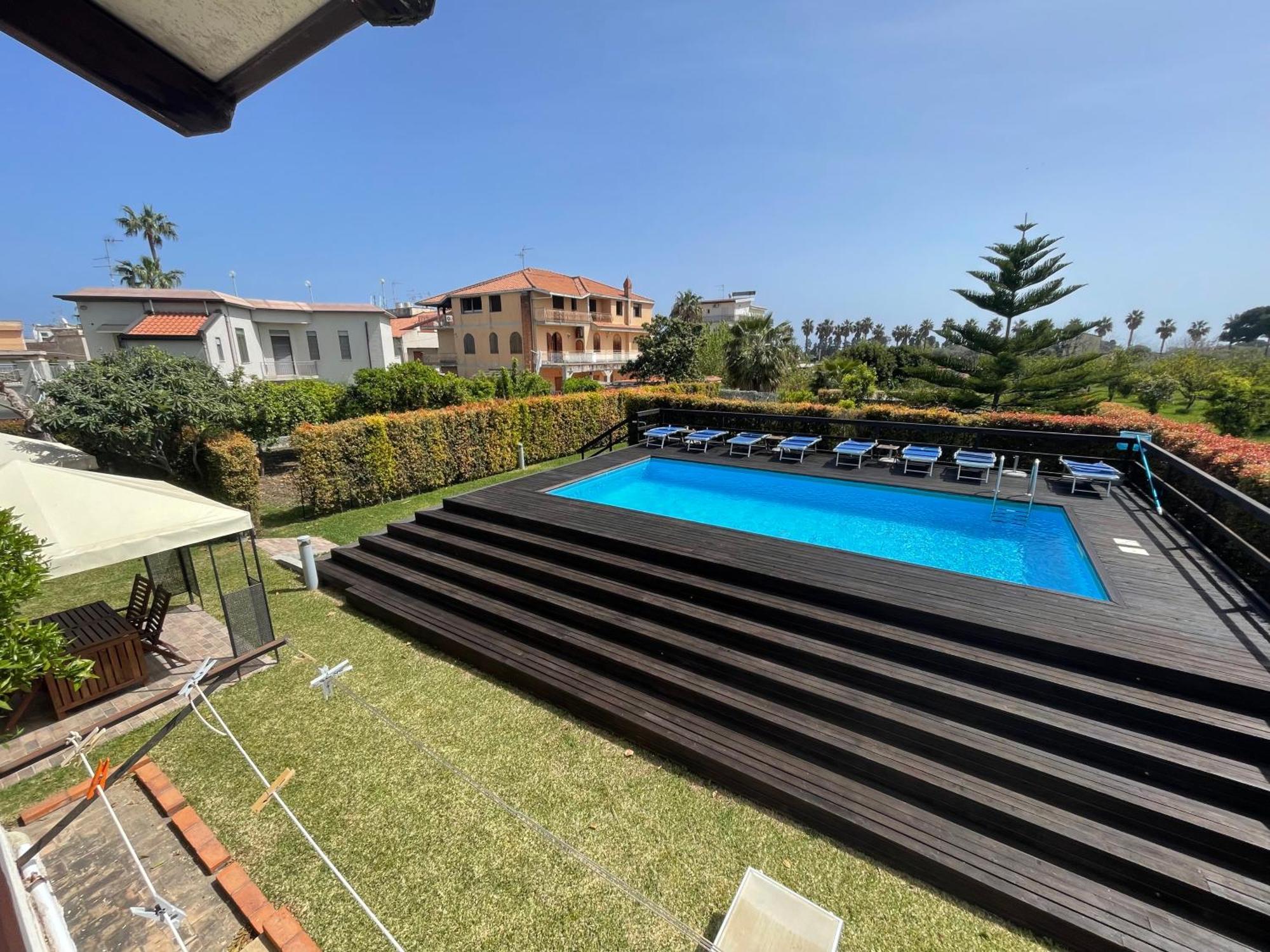 John Sea Suites Giardini Naxos Dış mekan fotoğraf